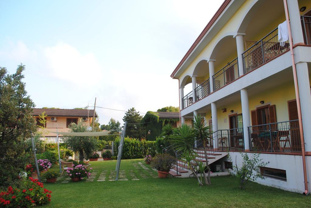 Larus Hotel Sangineto Ngoại thất bức ảnh